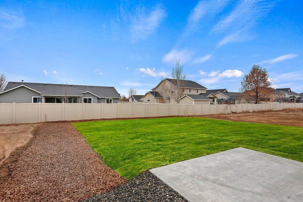 Beautiful Brand New Kuna Home! Bagian luar foto